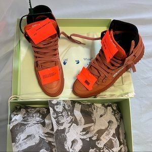 Brand new 3.0 OFF Court Leather Sneakers